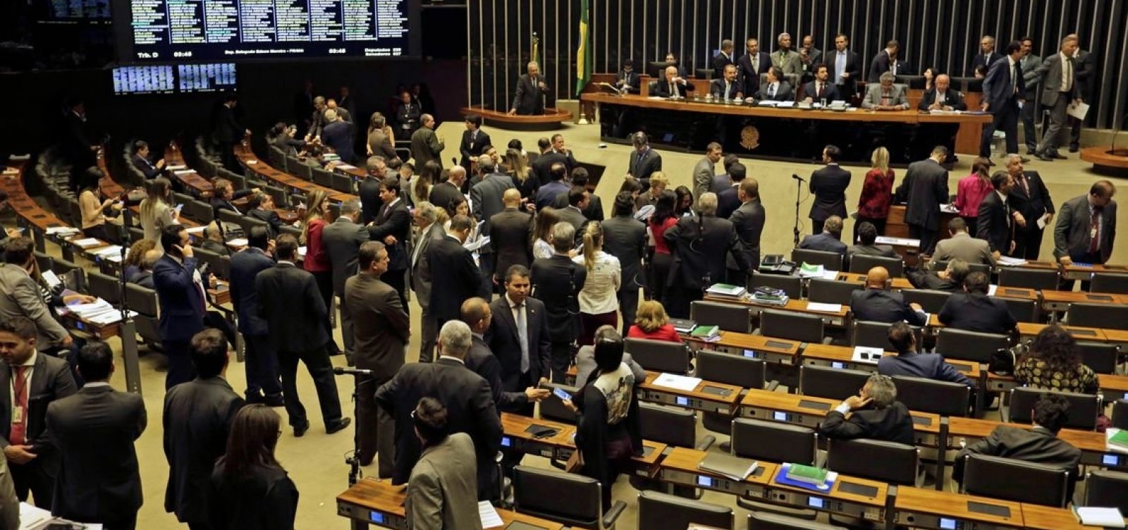 Líderes da reforma trabalhista no Congresso não se reelegem