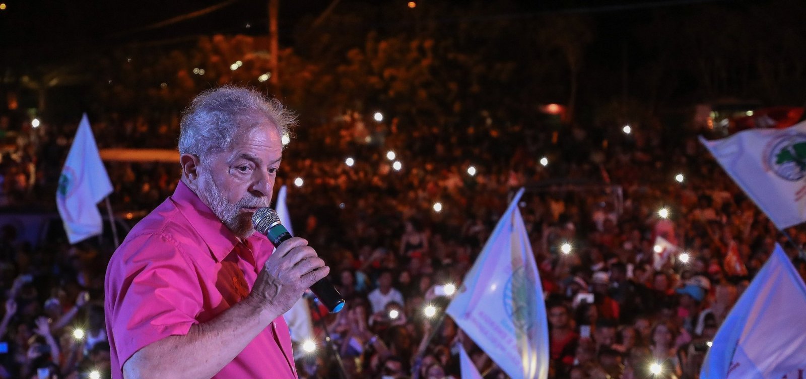 'Não podemos deixar o desespero levar o Brasil para uma aventura fascista', diz Lula, em carta