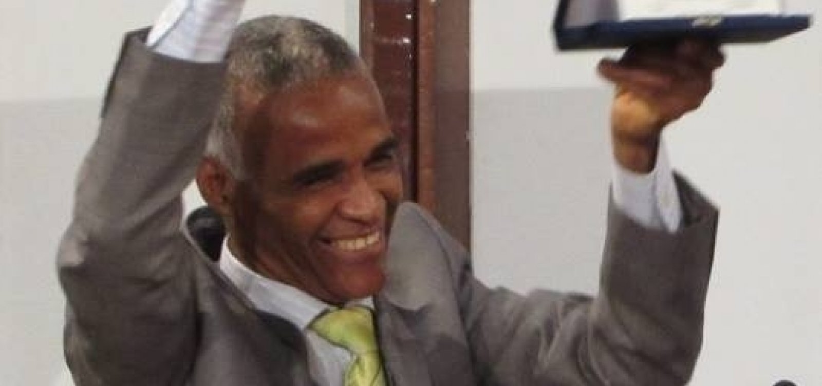 Deputado mais votado da Bahia declara apoio a Haddad e critica bancada evangélica; veja