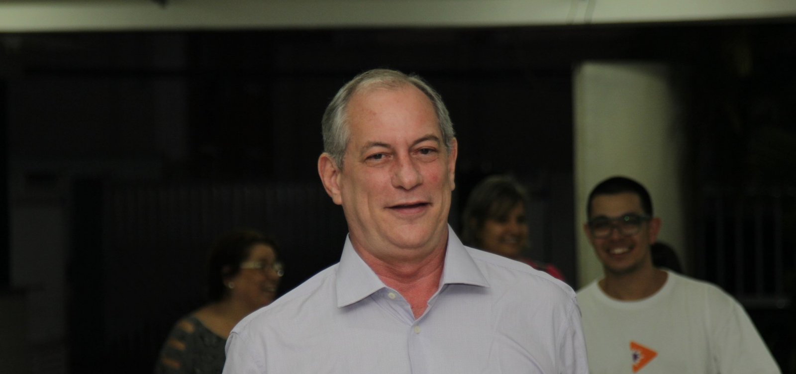 Moro deveria 'assumir' que é um político e aceitar ministério no governo Bolsonaro, diz Ciro
