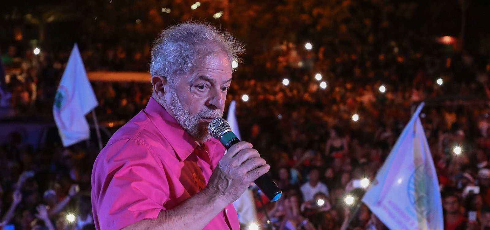 Ex-presidente Lula depõe hoje sobre sítio de Atibaia