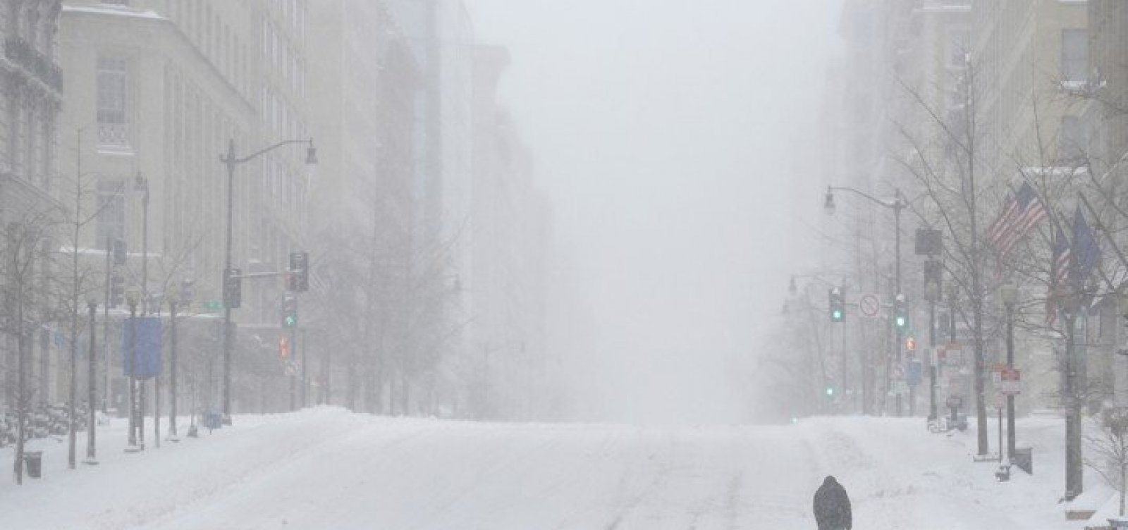 Nevasca nos EUA já registra 8 mortes e 200 mil pessoas sem energia
