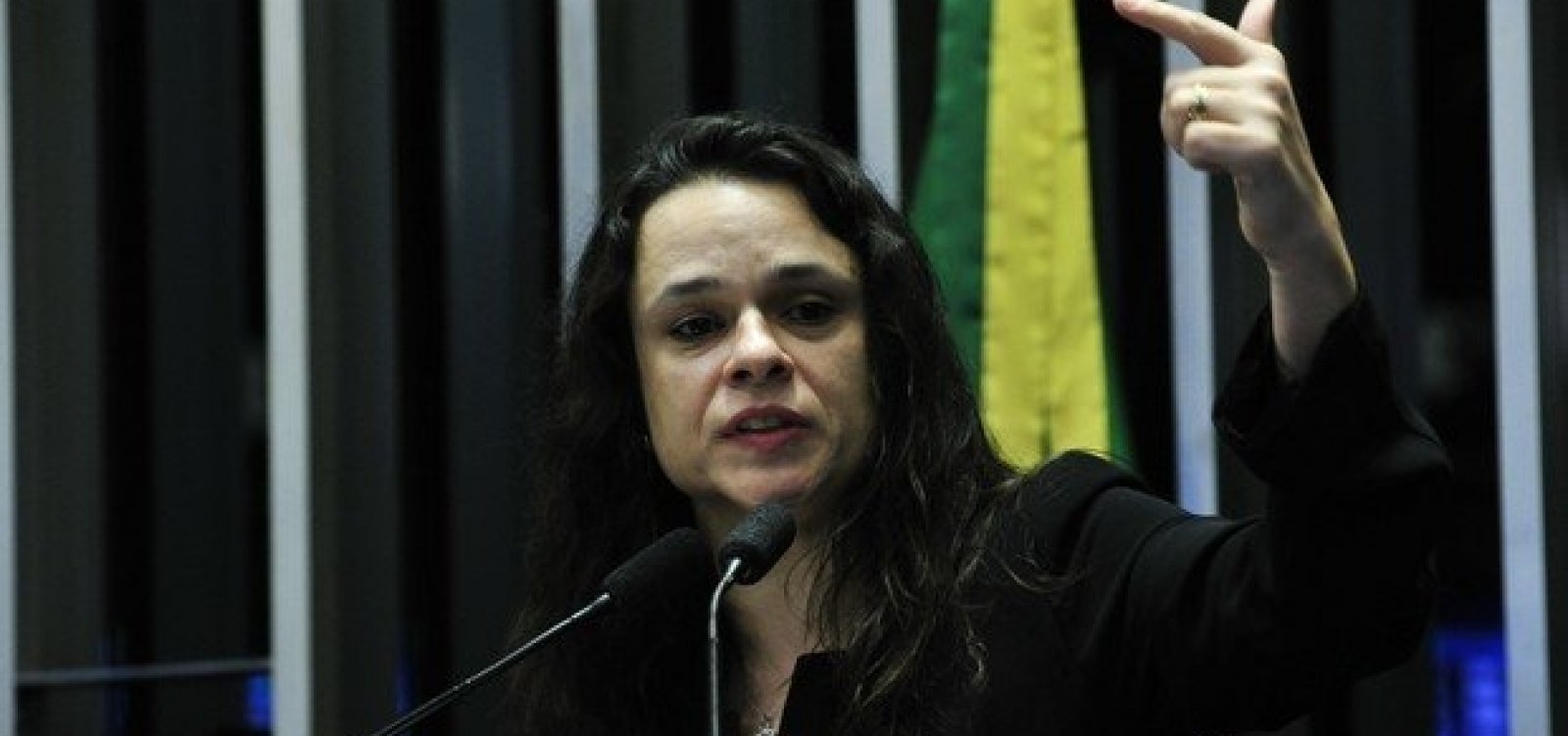 Justiça orienta desaprovação de prestação de contas de Janaina Paschoal