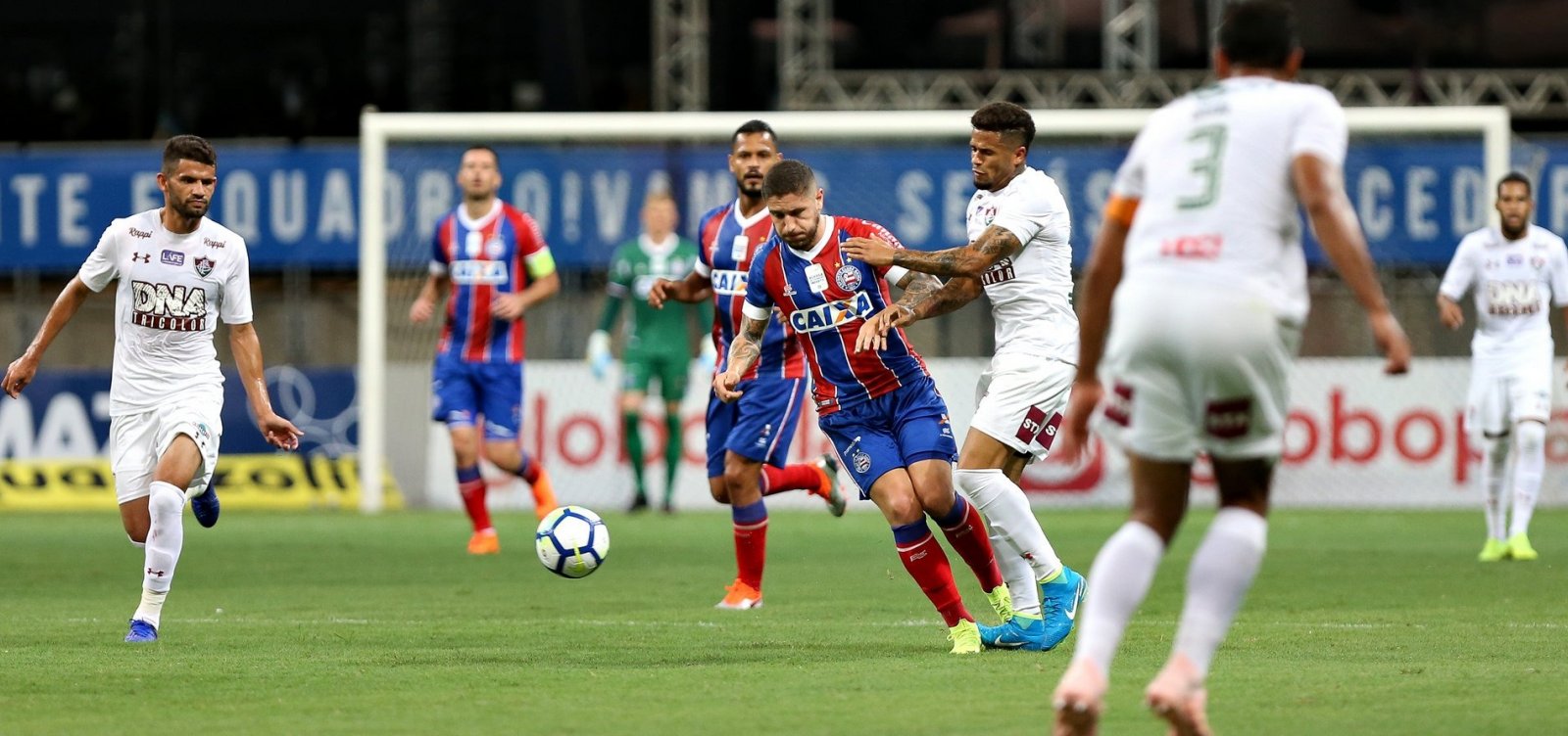 Bahia bate o Fluminense por 2 a 0 na Fonte Nova