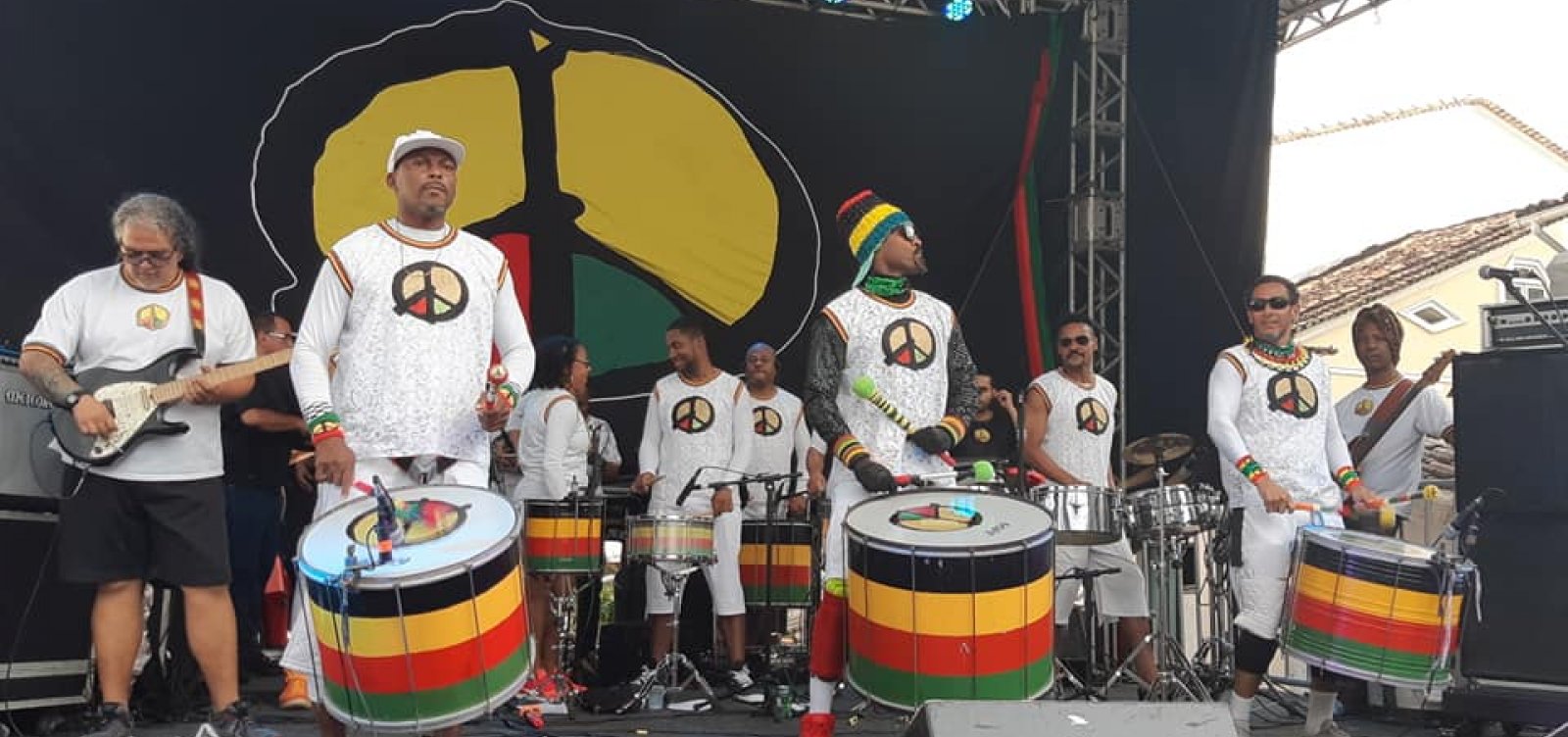 Olodum realiza ensaio pré-Carnaval amanhã (25)