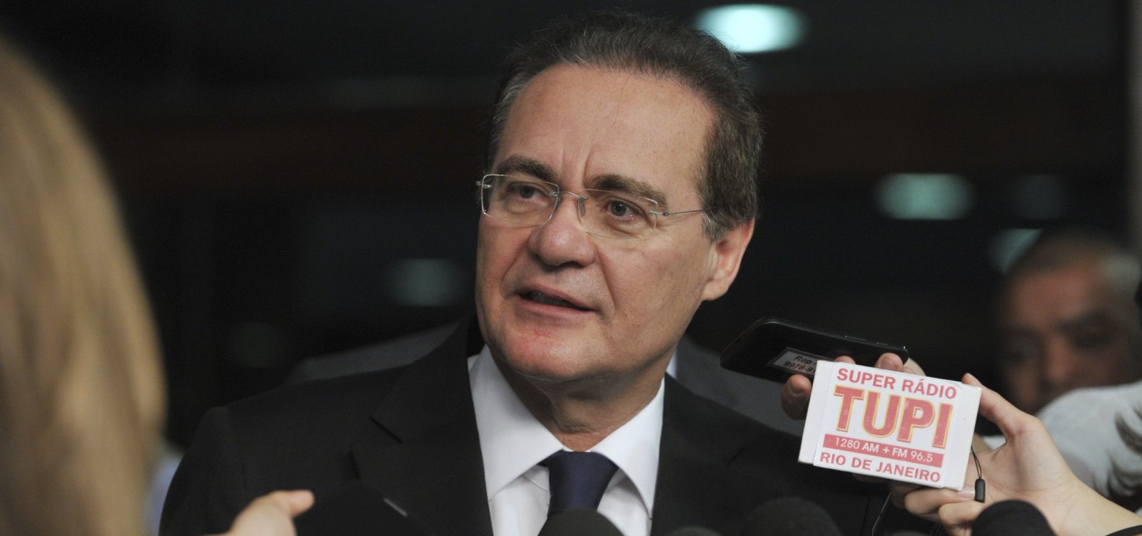 Polícia Federal acusa Renan de corrupção após rastrear propina na Suíça