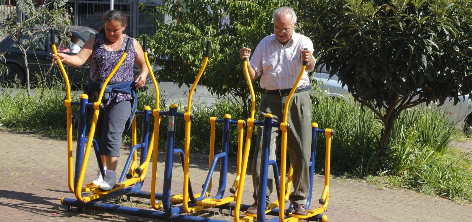 Mulheres baianas vivem 9 anos a mais que os homens, segundo IBGE