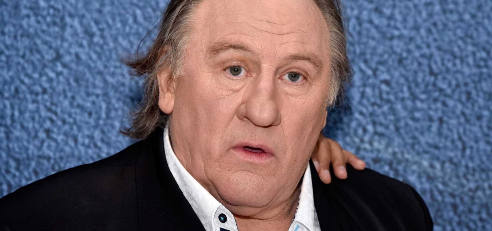 Gérard Depardieu é interrogado após ser acusado de estupro