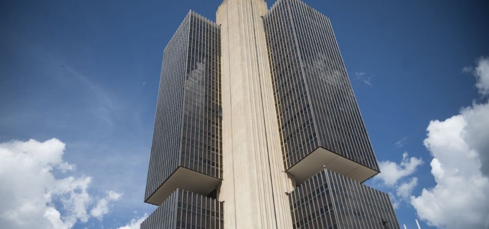 Autonomia do Banco Central deve entrar em votação em fevereiro, diz relator