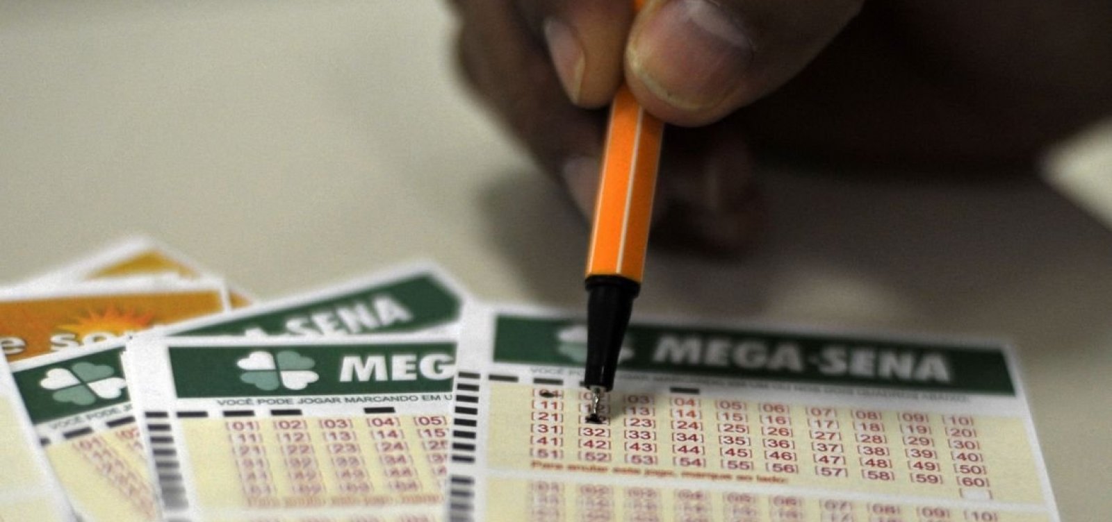 Mega-Sena acumula e pode pagar R$ 10 milhões no próximo sorteio