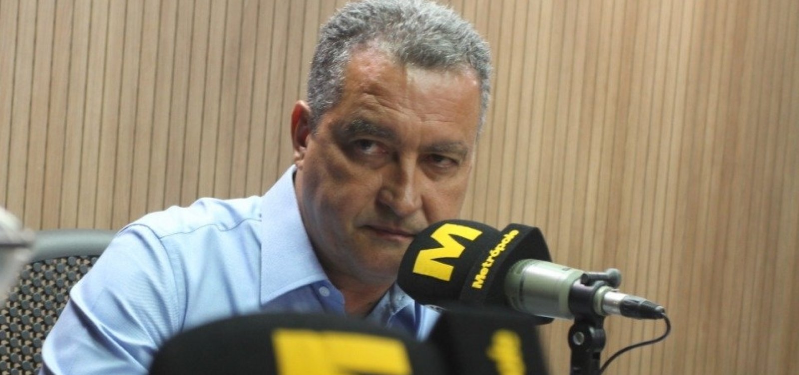 'A sensação que tenho é que o Estado é saqueado toda semana', critica Rui 
