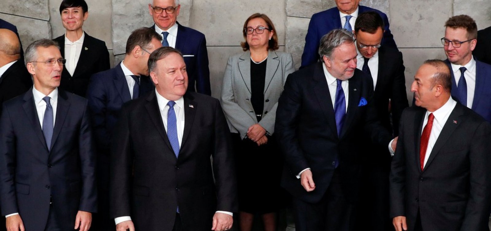 Otan acusa Rússia de violar tratado de armas nucleares