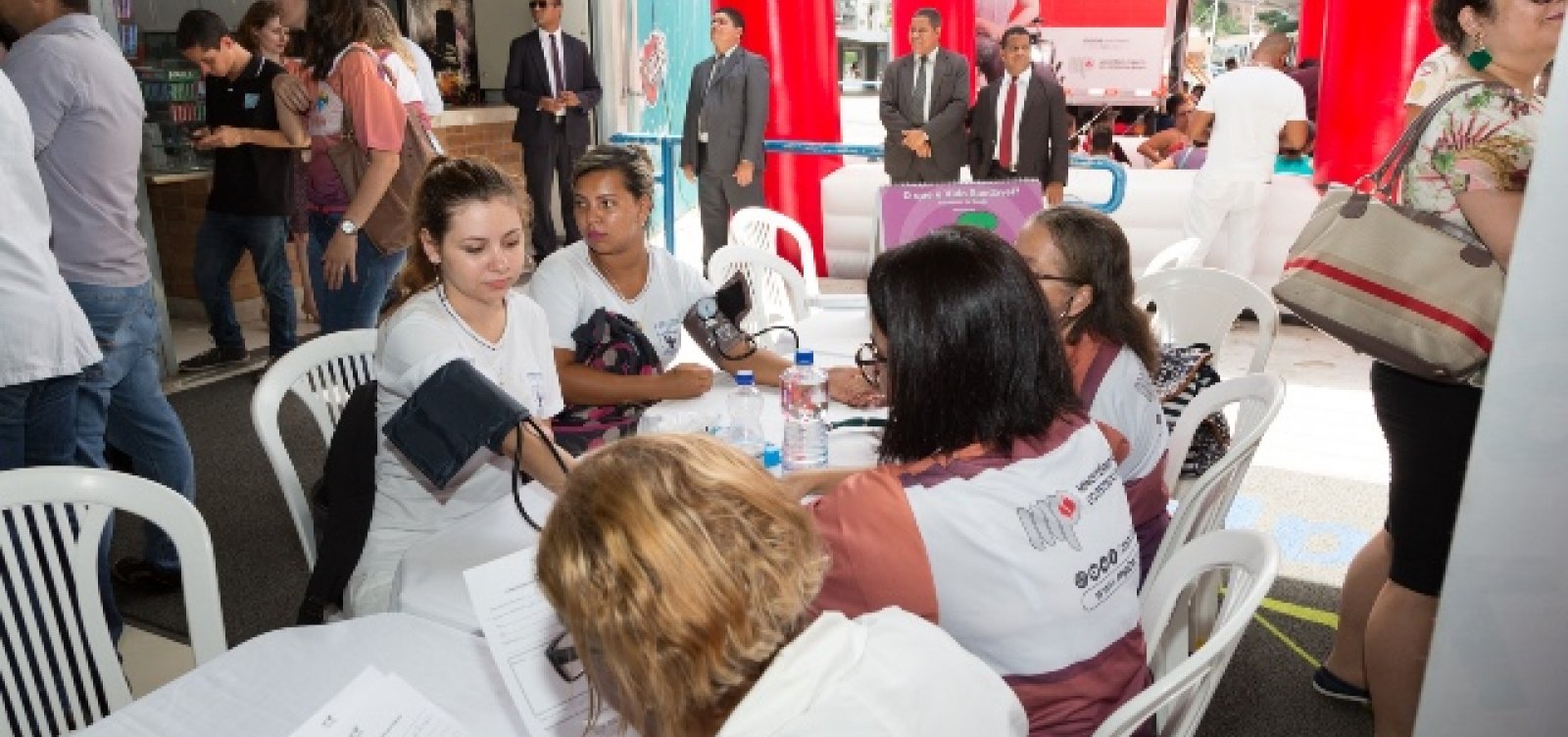 MP presta serviços gratuitos e atendimentos básicos de saúde em Salvador