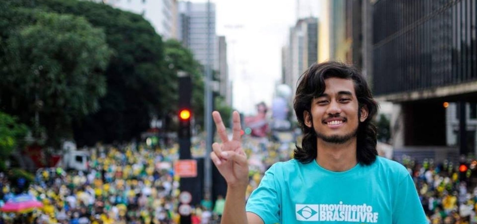 MBL quer registrar partido através de assinatura digital, diz coluna
