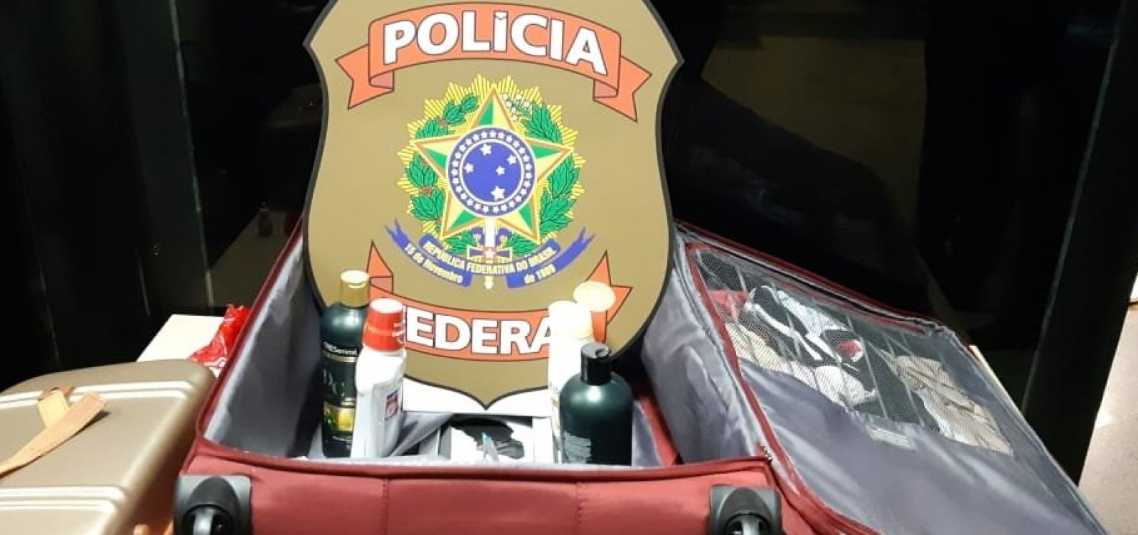 PF prende três mulheres por tráfico internacional de drogas em Salvador 