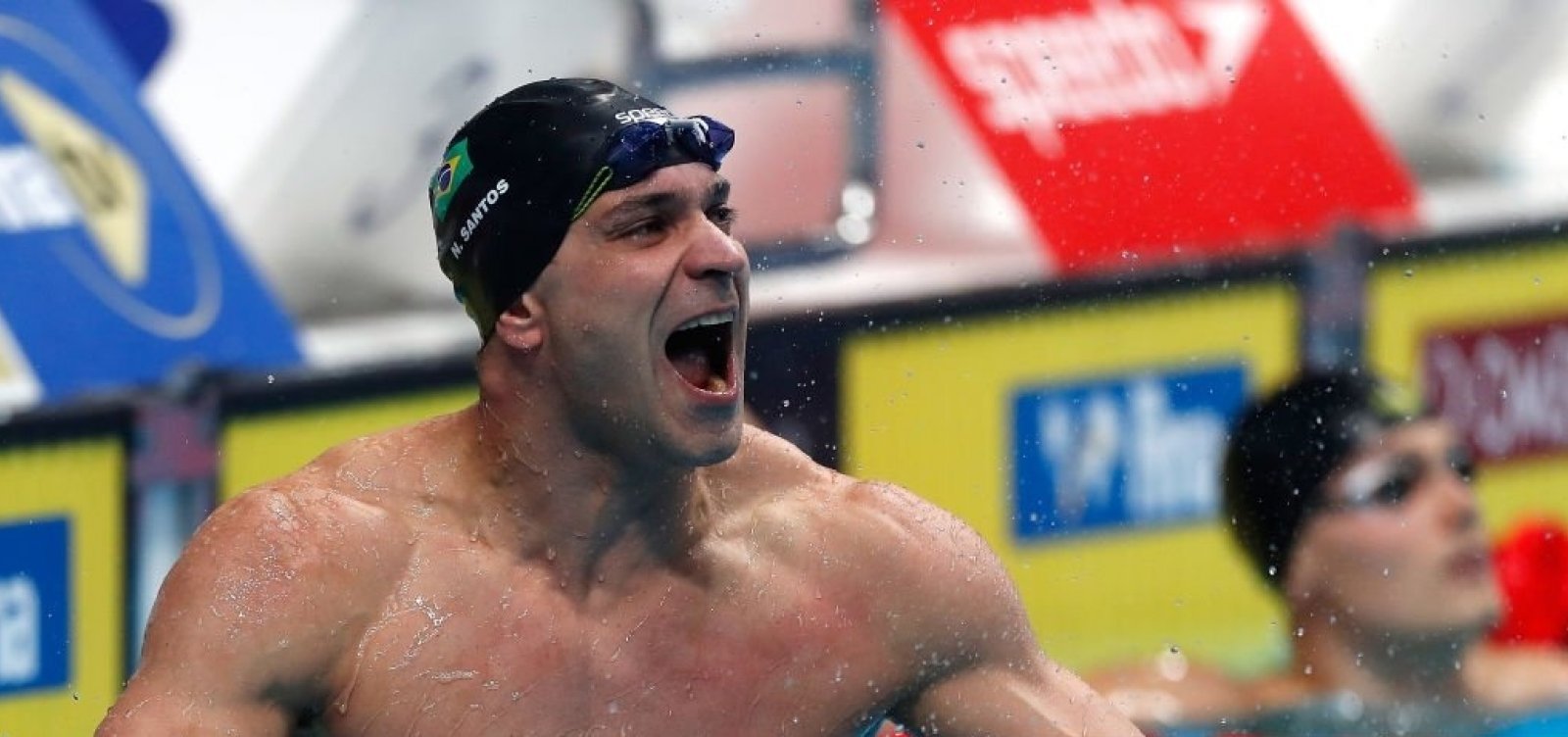 Nicholas Santos conquista o ouro nos 50m borboleta no Mundial de piscina curta