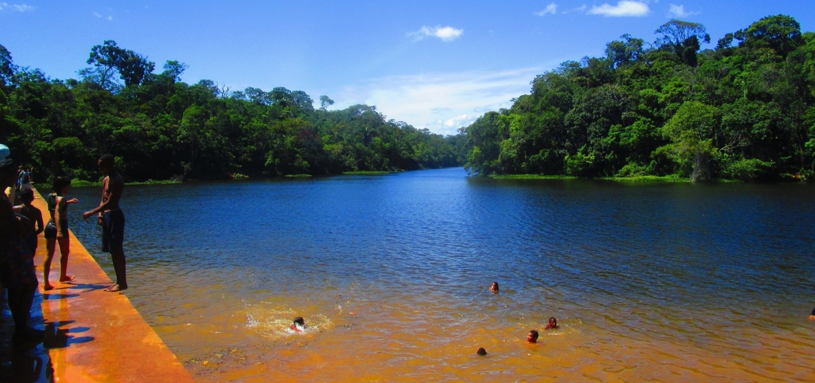 Trilha ecológica explora paraíso no subúrbio de Salvador