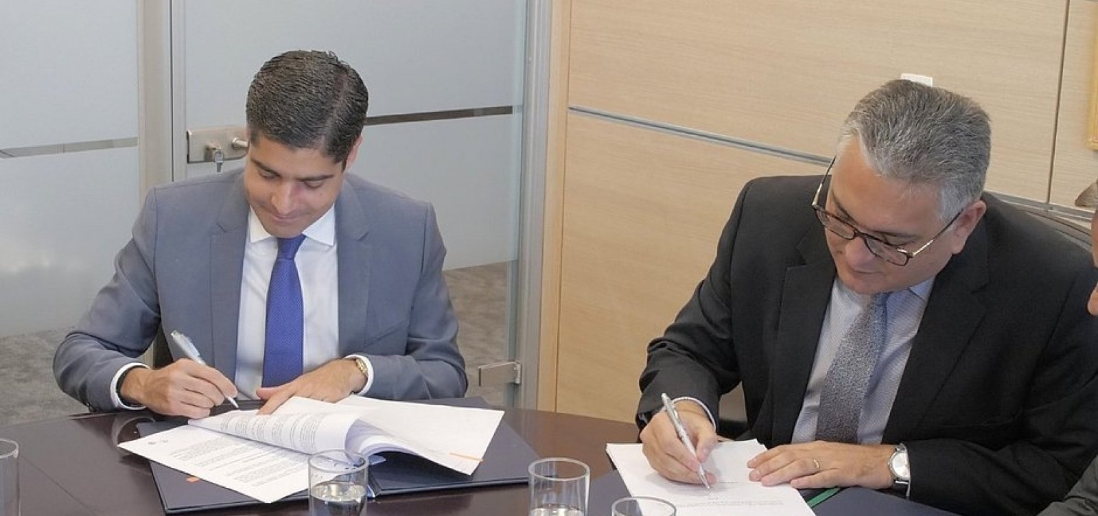 Prefeitura assina empréstimo de US$ 60,7 mi com CAF para investir em obras de Salvador