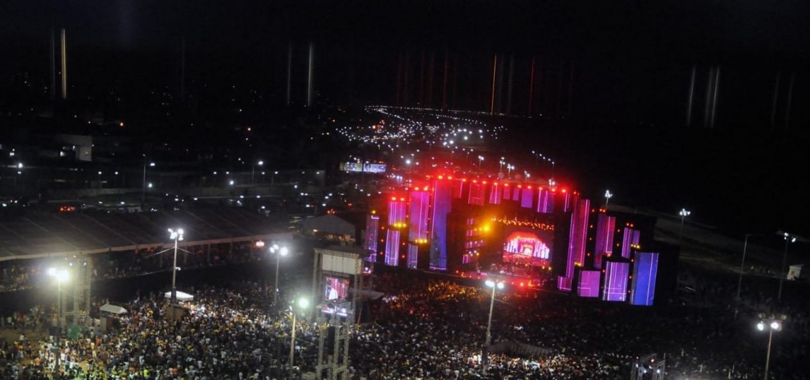 Iluminação da área do Festival Virada Salvador é ampliada