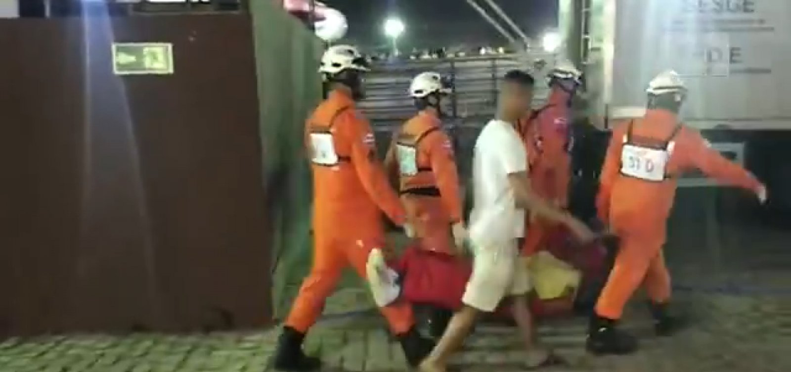 Suspeito de esfaquear 5 pessoas no Festival Virada Salvador é ambulante credenciado, diz PM