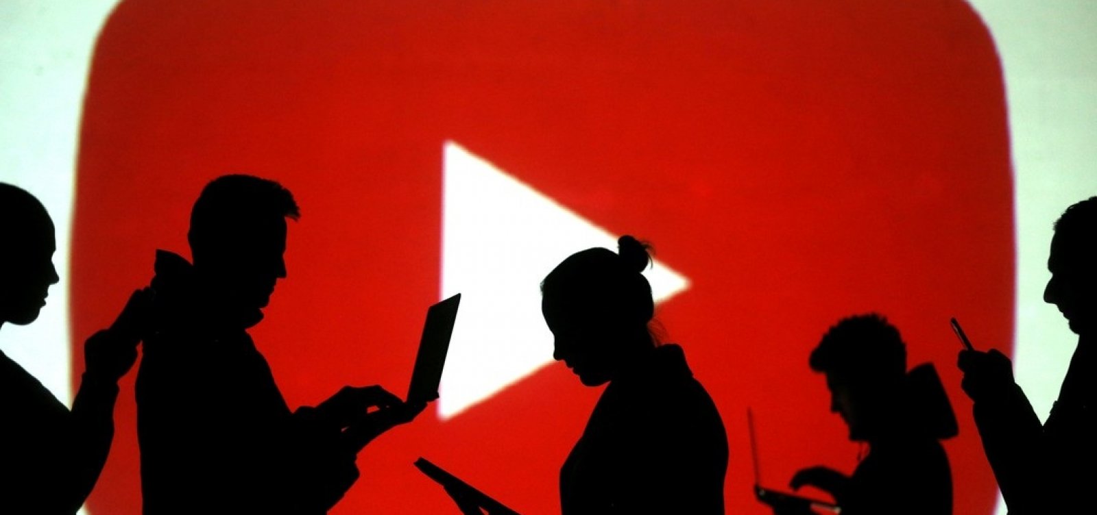 MP pede que Google retire do ar vídeos de youtubers mirins