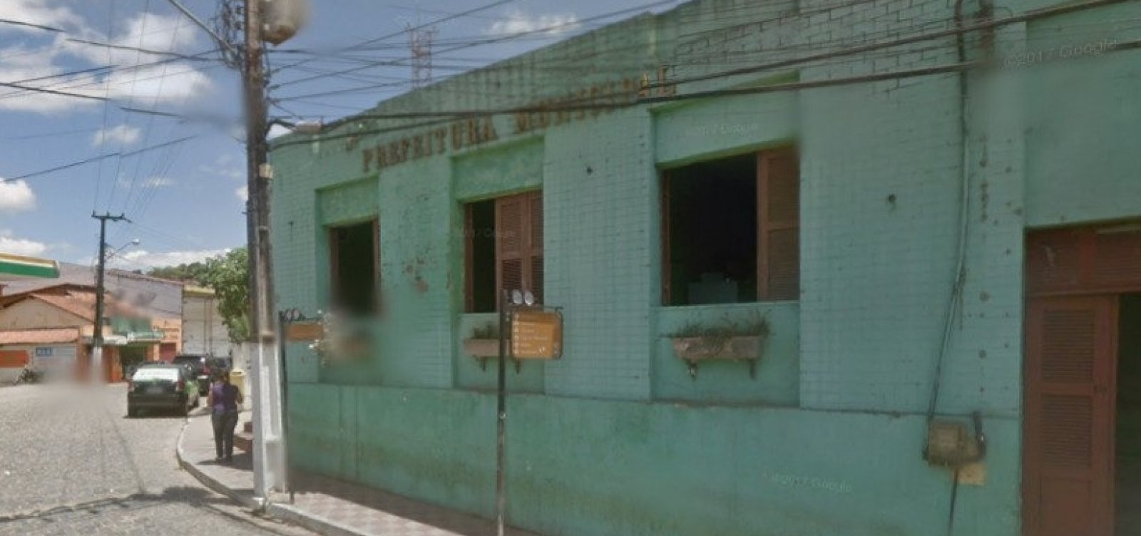 Mais de 20 detentos fogem de cadeia no Ceará