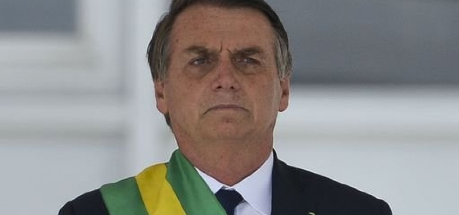 Bolsonaro não sabia sobre promoção de filho de Mourão