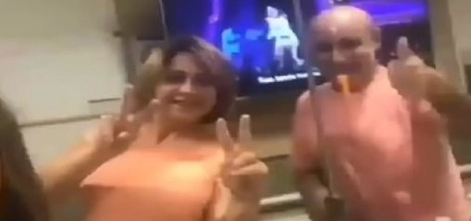 Queiroz aparece em vídeo dançando no hospital