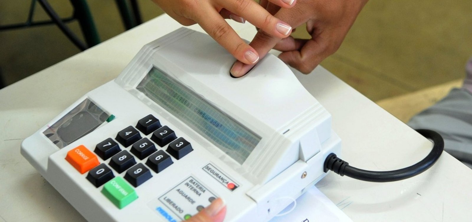 Eleitores da Região Metropolitana têm até fevereiro para fazer biometria; veja locais