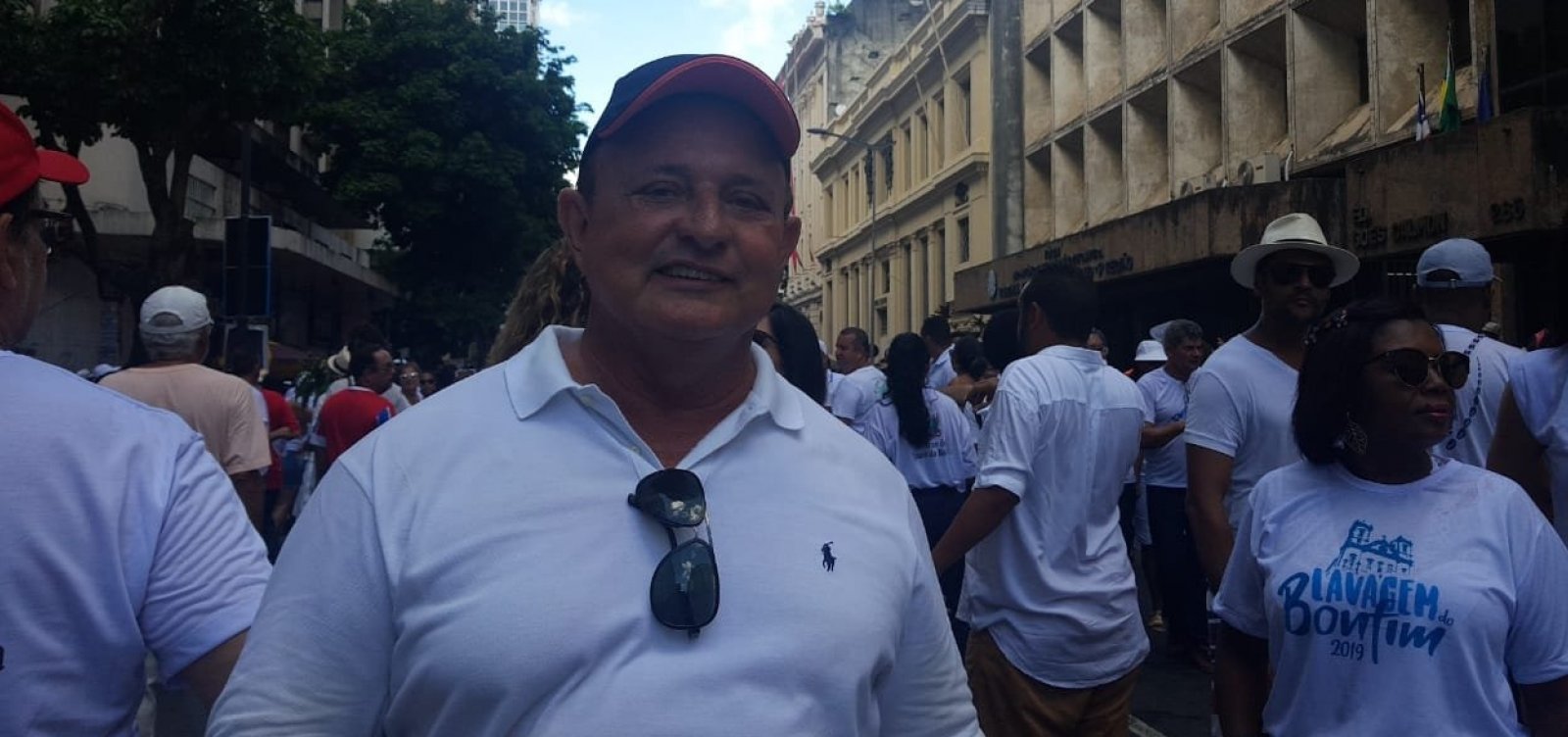 Adolfo Menezes fala de futuro na AL-BA: 'Me contento em ficar na Bahia'