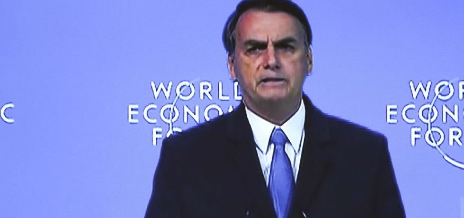 Bolsonaro discursa em Davos e prega política externa sem 'viés ideológico'