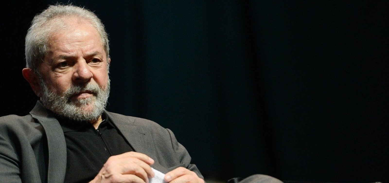 Lula pede à Justiça para sair da cadeia para ir a velório de irmão