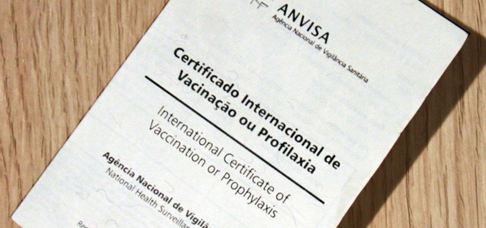 Anvisa libera emissão digital de certificado internacional de vacinação