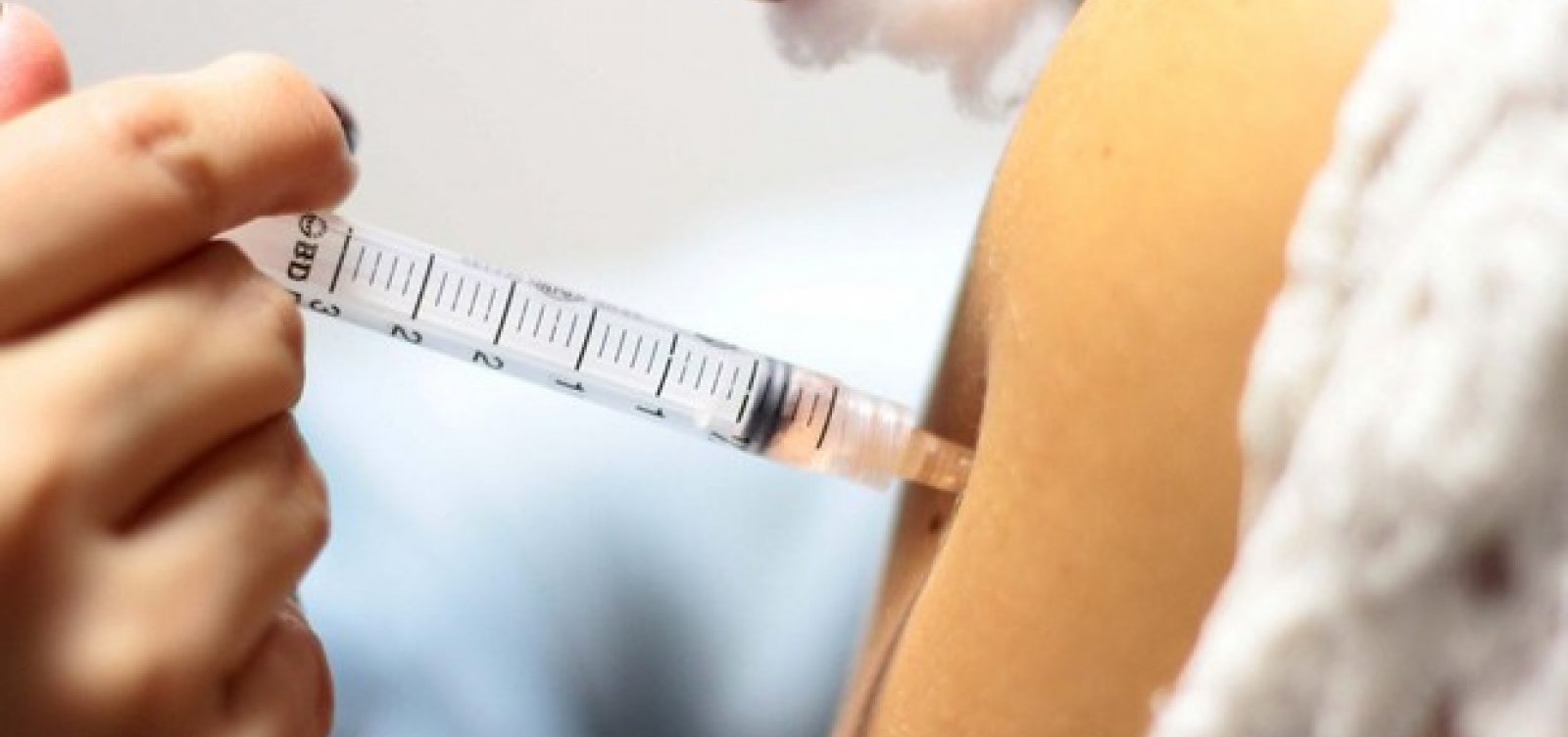 Movimento antivacinação é um dos dez maiores riscos à saúde, diz OMS