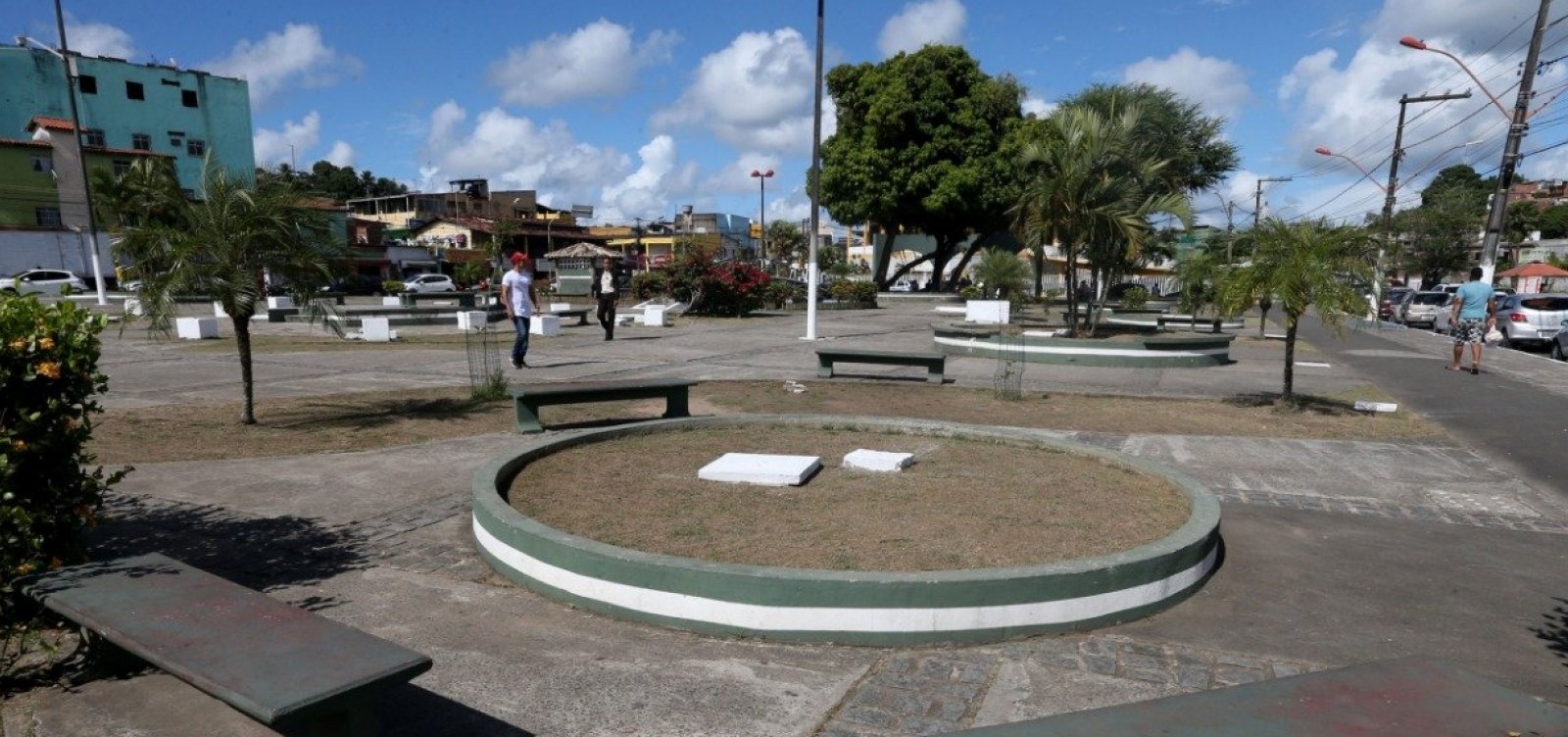 Rui autoriza obras de R$ 32 mi em Simões Filho