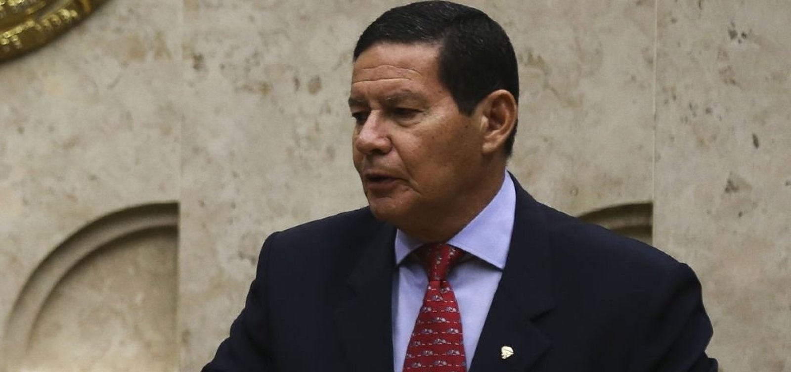 'Se for verdadeira, é grave', diz Mourão sobre esquema de candidaturas laranjas