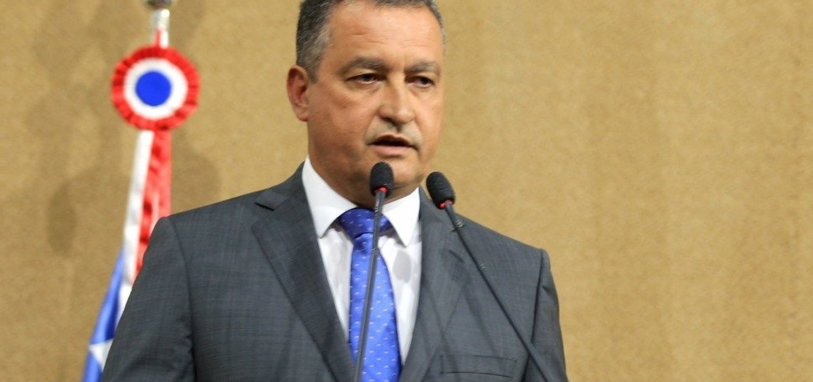 Governador não vê problema em deputados ‘Bolso-Rui’ 