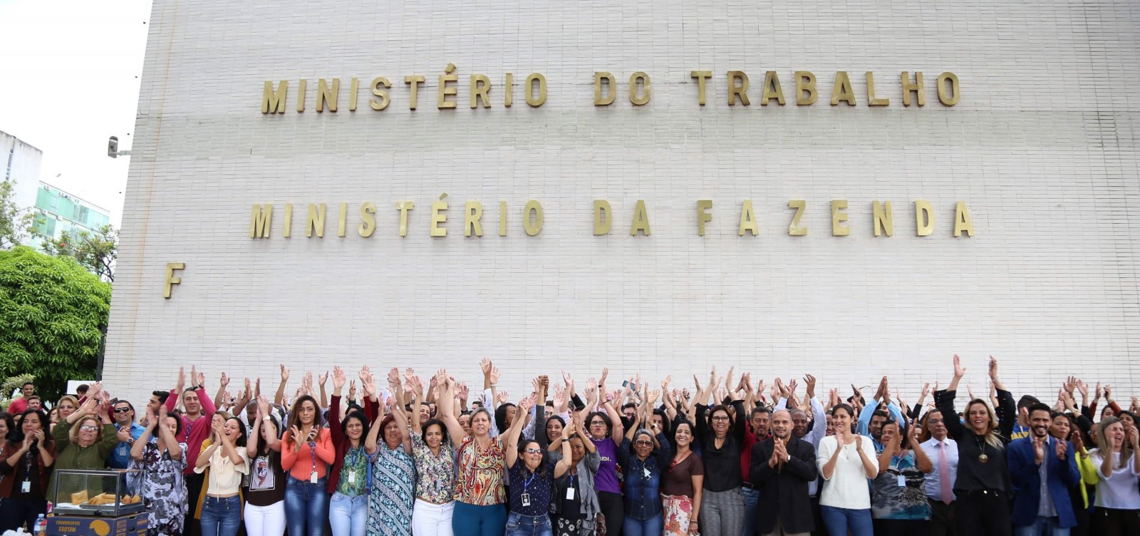 STF dá três dias para PGR e AGU esclarecerem extinção do Ministério do Trabalho