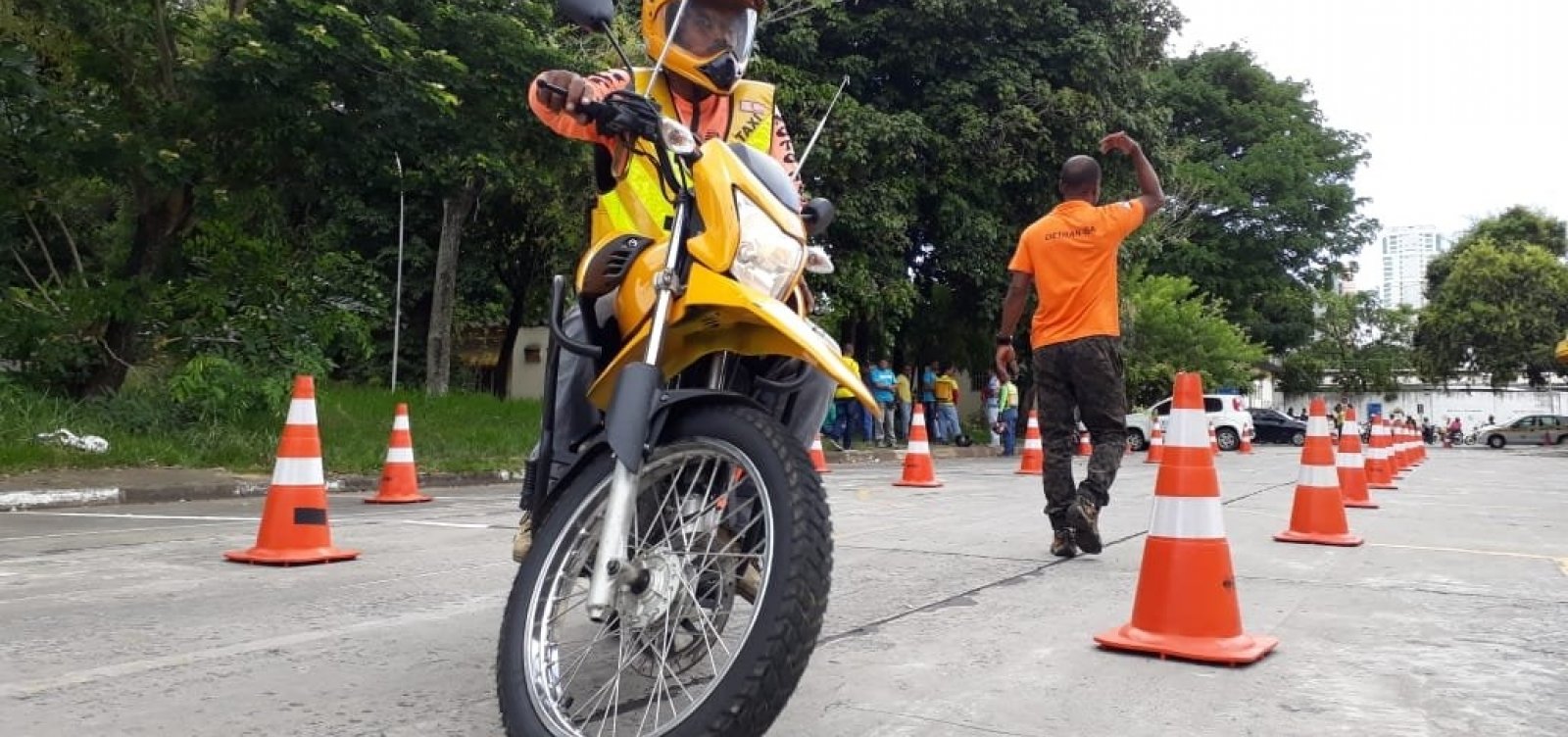 Detran-BA abre inscrições para curso de capacitação a mototaxistas que trabalharão no Carnaval