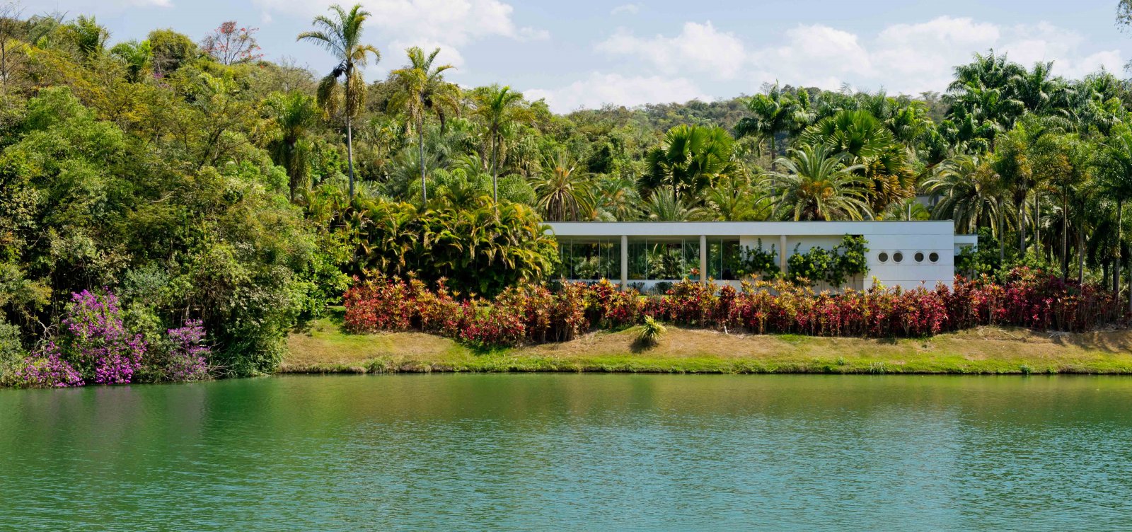 Instituto Inhotim vai reabrir no próximo sábado com entrada gratuita