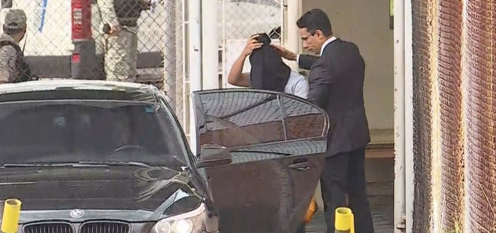 Funcionários da Vale presos após rompimento de barragem deixam presídio