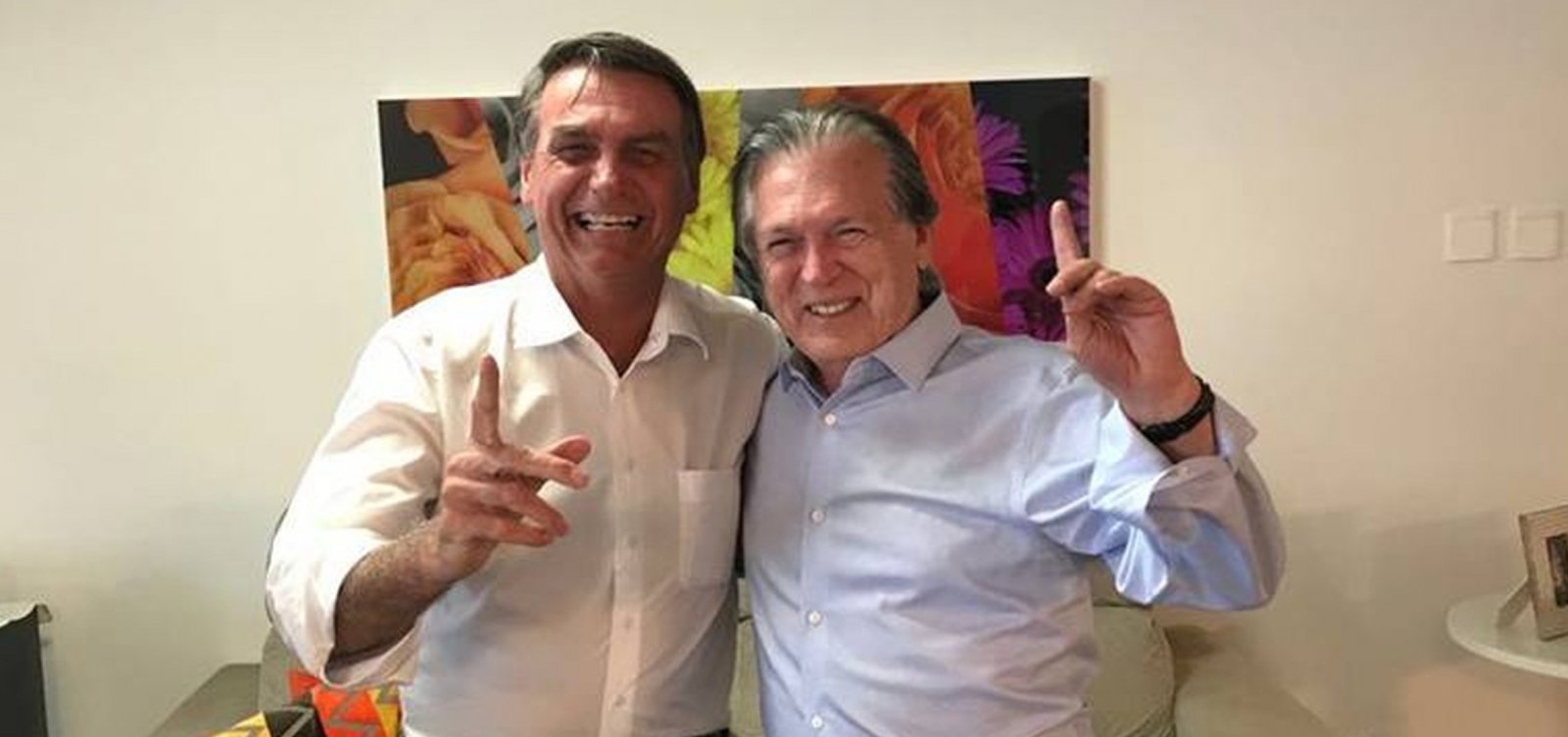 PF abre investigação e chama candidata 'laranja' do PSL para depor