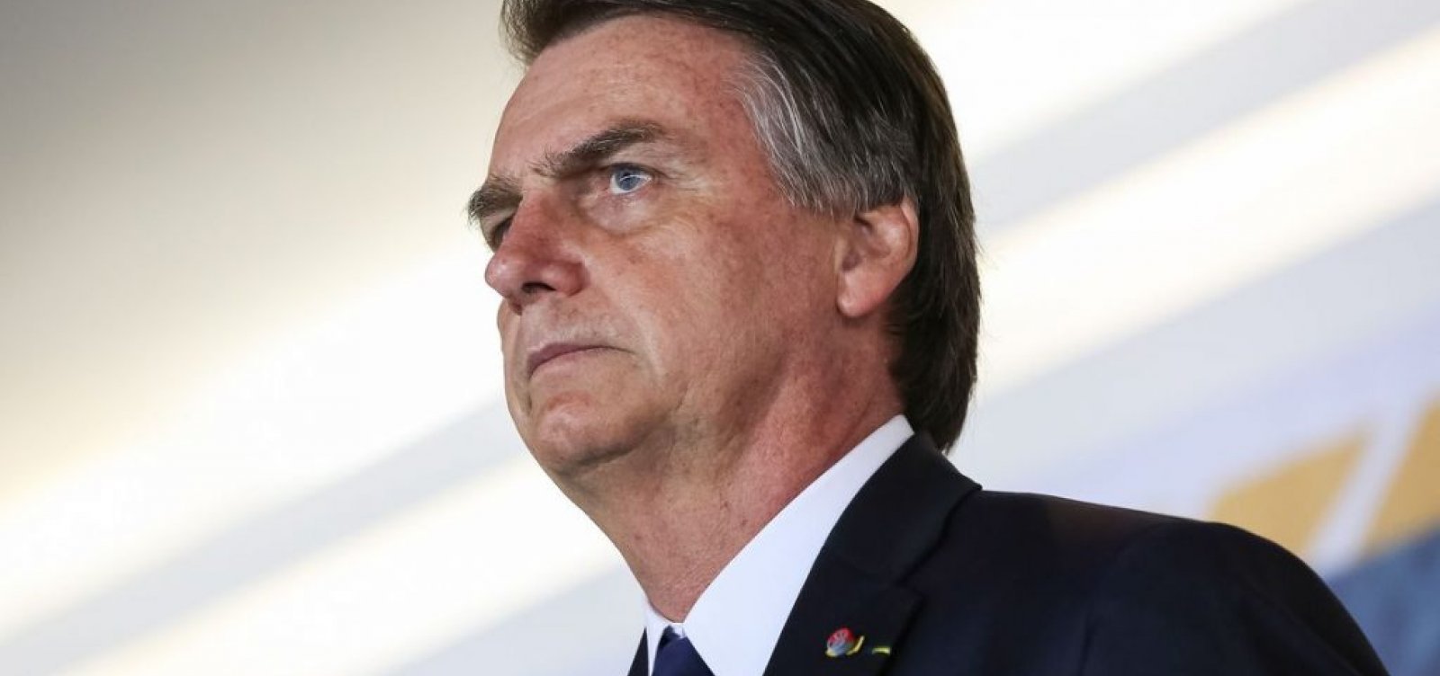 Bolsonaro diz que 'baterá martelo' sobre proposta da Previdência hoje