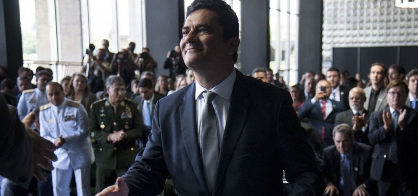 Moro diz que suspeitas sobre 'laranjas' do PSL serão apuradas  