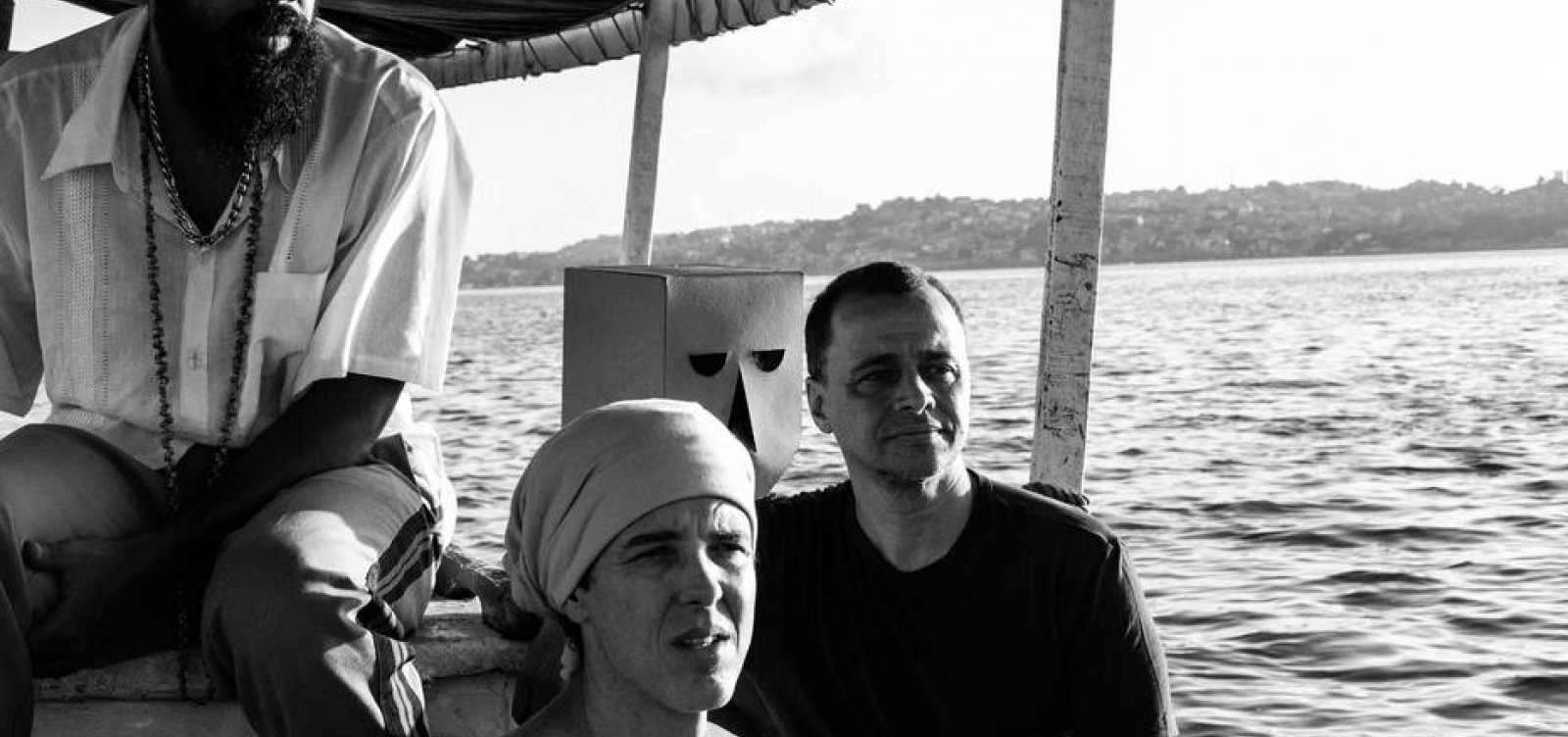 BaianaSystem lança 'O Futuro Não Demora', terceiro álbum da banda