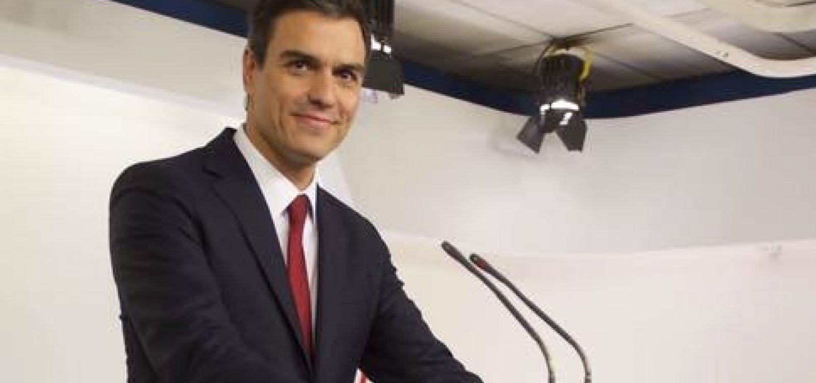 Sánchez convoca eleições antecipadas na Espanha para 28 de abril