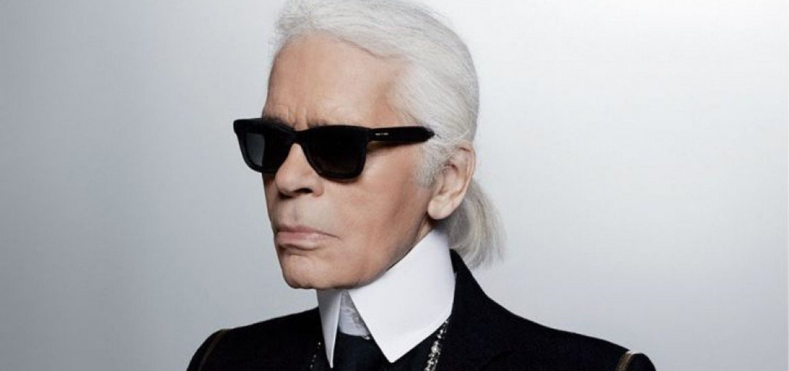 Ícone do mundo da moda, Karl Lagerfeld morre aos 85 anos