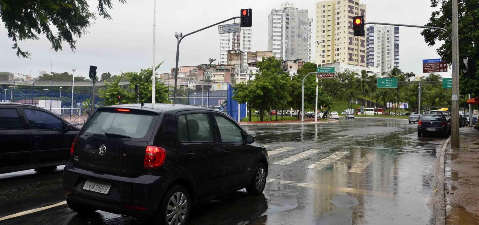 Infrações por avanço de sinal vermelho em Salvador caem mais de 50% em 2018