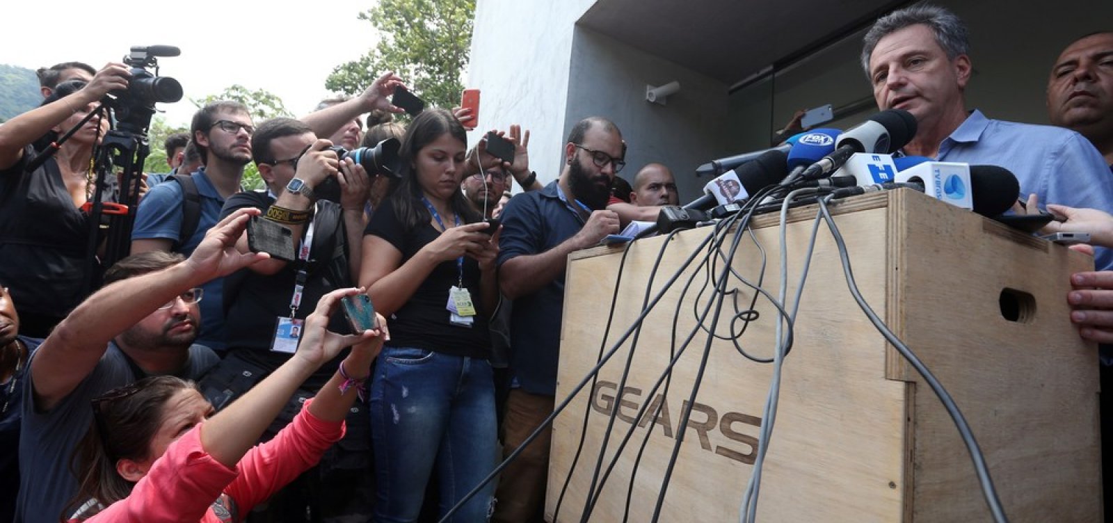 Presidente do Flamengo nega que clube tenha 31 multas