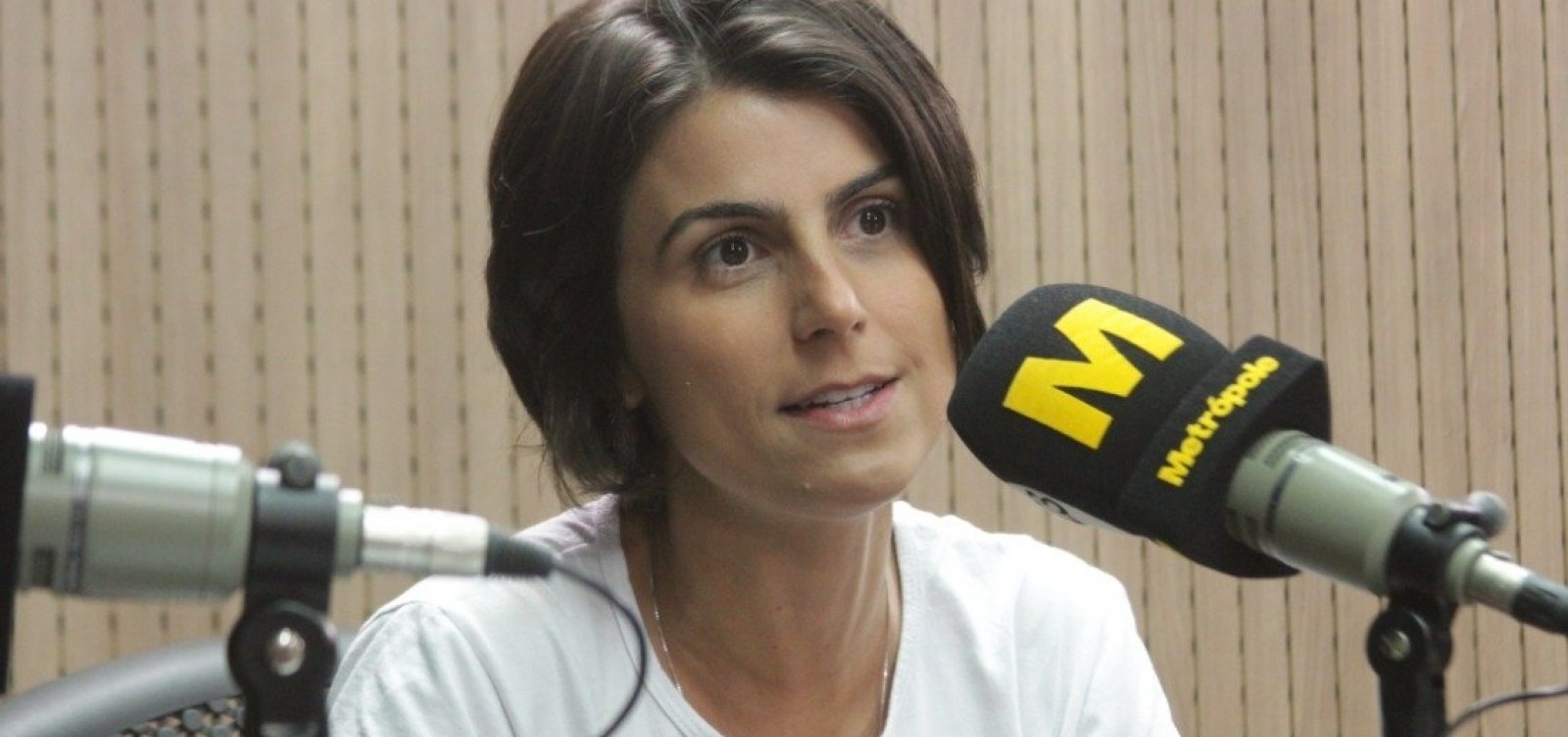Bolsonaro aparenta ter ‘desconexão’ com a realidade, afirma Manuela d’Ávila 
